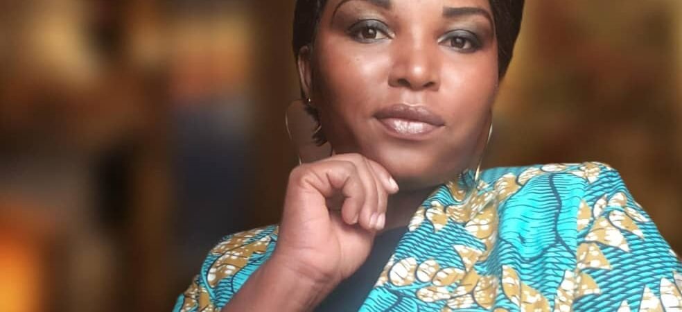 PRESENTATION DE LA FONDATRICE